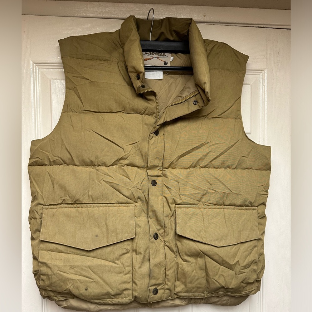 Large vintage Cabela’s hunting vest